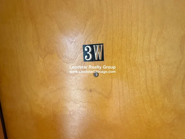 7320.5 N Ridge Ave #3W, Chicago, IL 60645