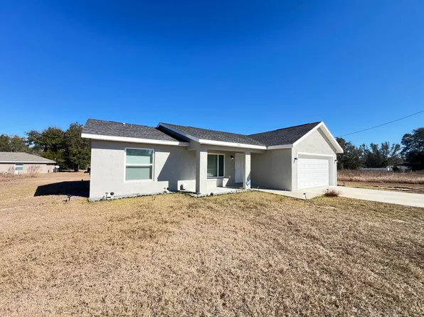 297 Malauka Loop, Ocklawaha, FL 32179