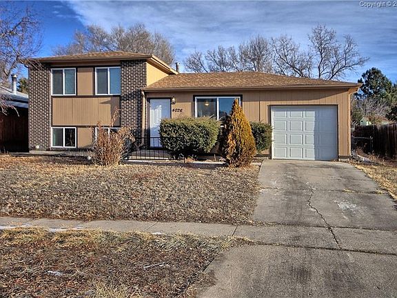 4 Bedroom 1 and 1/2 bath updated home