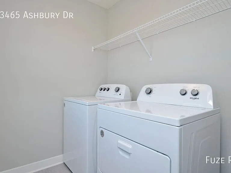 23465 Ashbury Dr — Photo 13