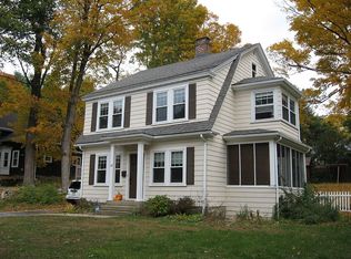 39 Pleasant St, Sharon, MA 02067