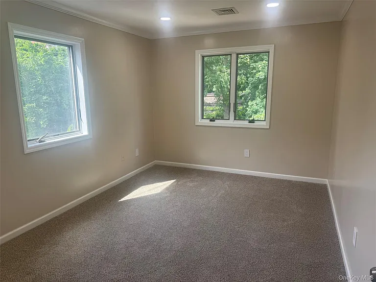 106 Pelhamdale Ave — Photo 3