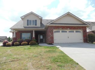 303 Huntwood Dr, Roebuck, SC 29376