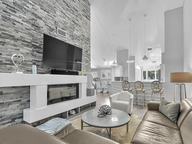 204 Sea Oats Dr #F — Photo 9