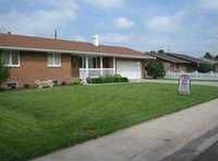 2503 Rambler Rd, Hutchinson, KS 67502