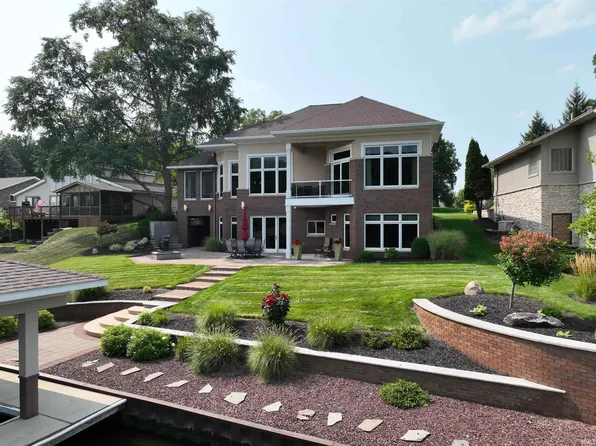 1135 E Ohio St, Monticello, IN 47960