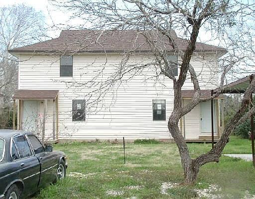 1st image of 1015 PEACH TREE DR