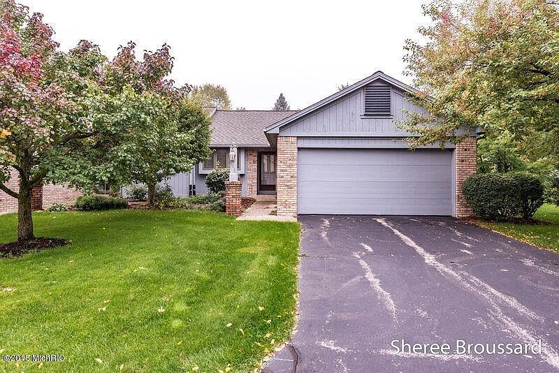 1st image of 3053 Maple Villa Dr SE