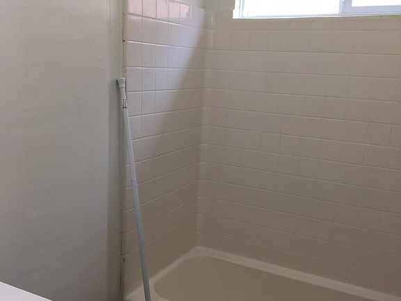 4th image of 8688 San Miguel Ave #A