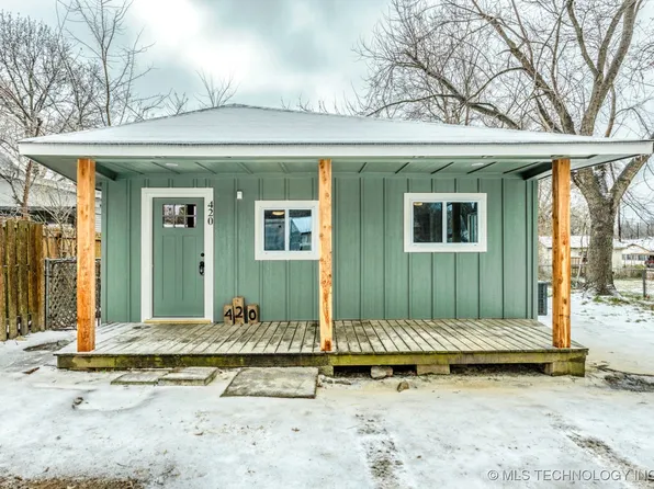 420 W 3rd Ave, Bristow, OK 74010