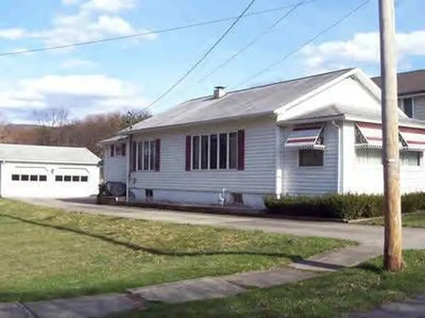 117 Walnut St, Westfield, PA 16950