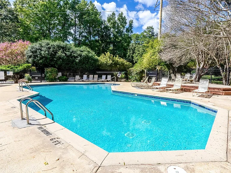 6020 Winterpointe Ln #102 — Photo 8