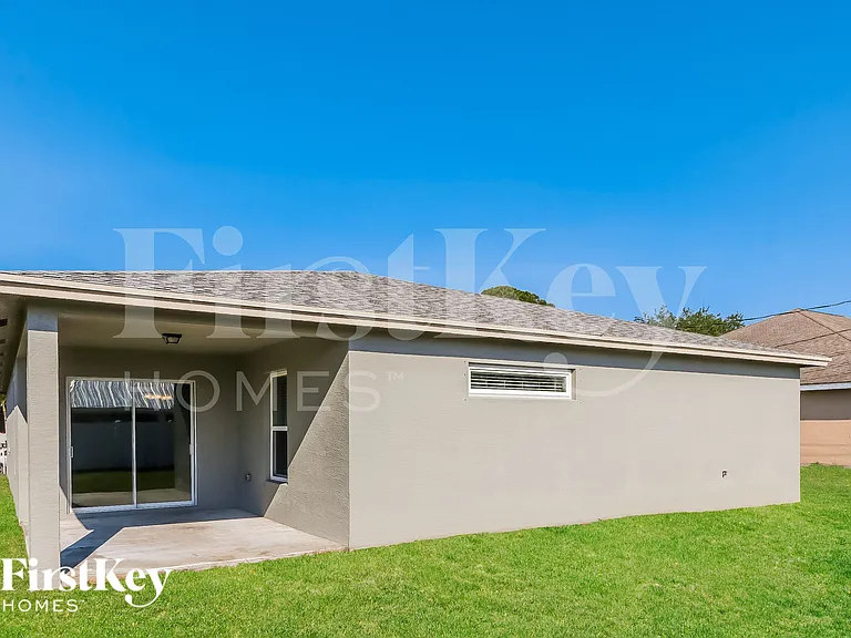 4275 SW Utterback St — Photo 14