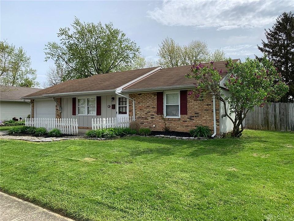 1st image of 822 Plumwood Dr