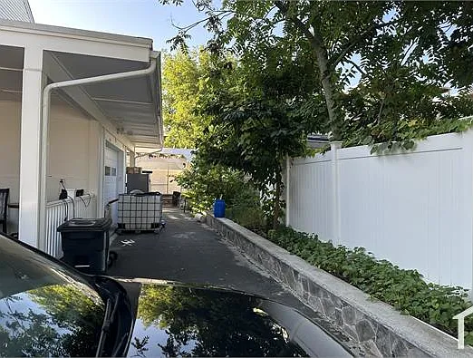 5 bed, 1632 sqft, $4,000 — Photo 3