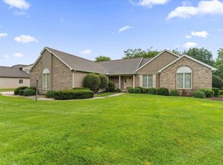 22492 Spicewood Dr, Goshen, IN 46528