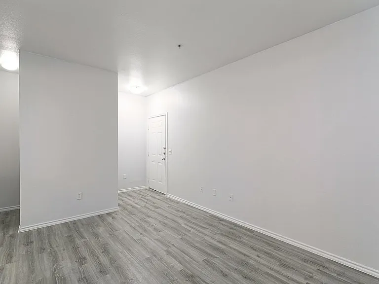 Brynwood Apartments — Photo 64