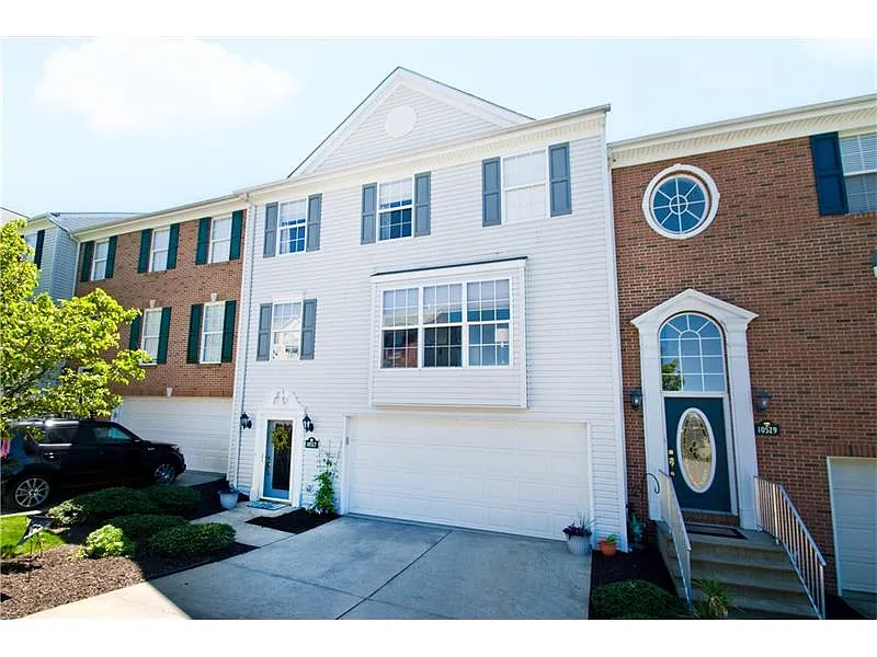10527 Forest Hill Dr photo 1