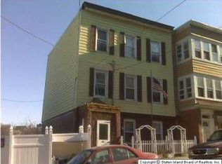 63 York Ave, Staten Island, NY 10301