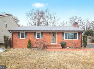 1205 Holly St, Fredericksburg, VA 22405