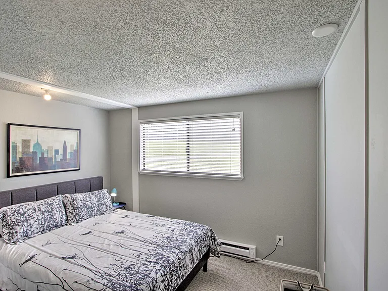 8413 Penny Ln — Photo 7