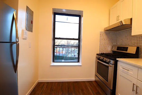 Rented by Corcoran | media 25