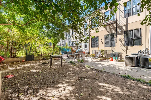 Rented by Rennit Inc. | media 17