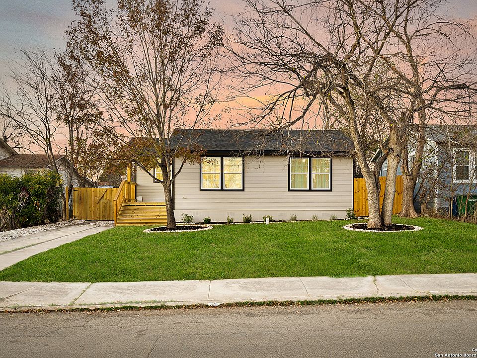 1st image of 513 Glamis Avenue