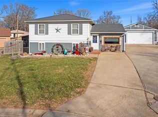 19022 E Susquehanna Ct, Independence, MO 64056