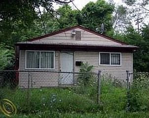 1st image of 13585 Vaughan St