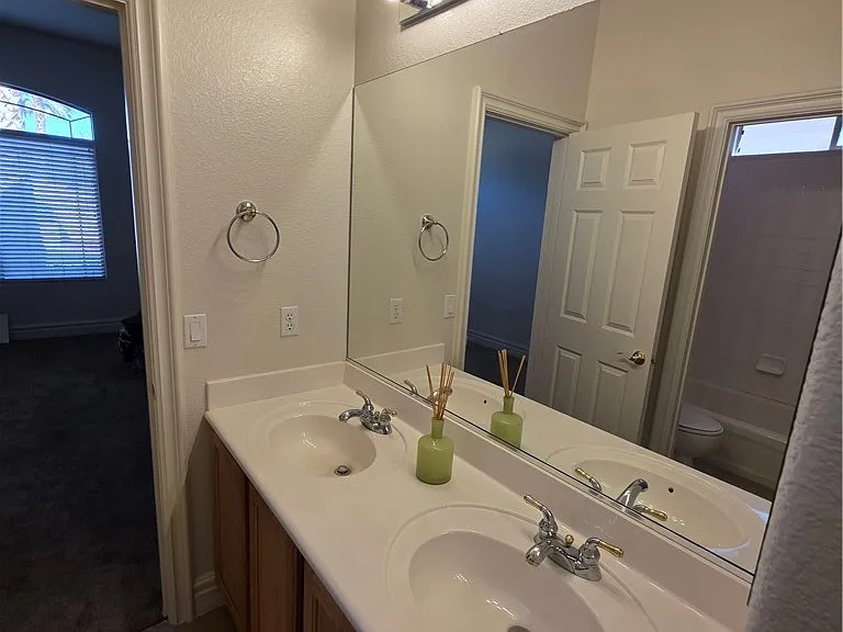 10717 Refectory Ave — Photo 53