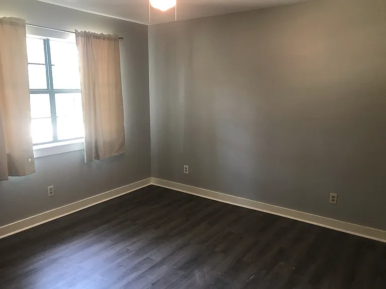 206 Van Buren St #1 — Photo 3