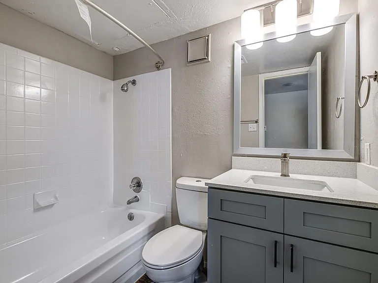 Barrett Apartment Homes — Photo 70