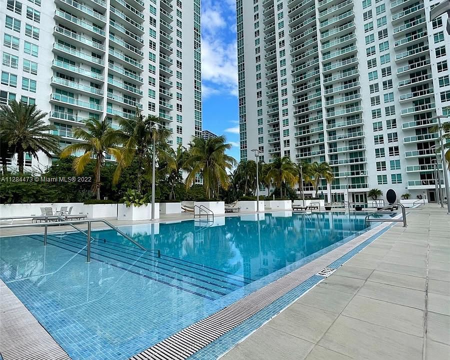 1st image of 951 Brickell Ave APT 1610