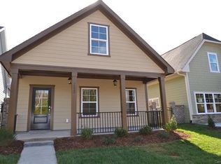 7532 Fairway Villa Cir, Denver, NC 28037