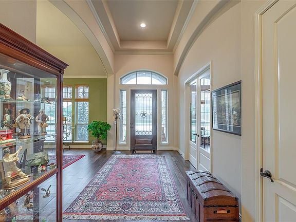 5th image of 27715 Rumson Dr