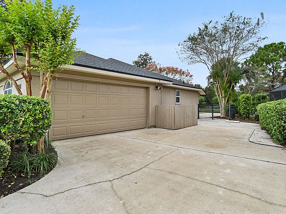 5th image of 12769 Avalon Cove Dr S