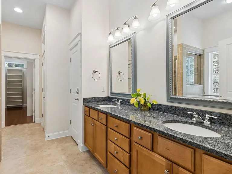 1600 Highland Dunes Way — Photo 22