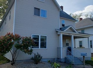 1014 1/2 Oxford Ave, Eau Claire, WI 54703