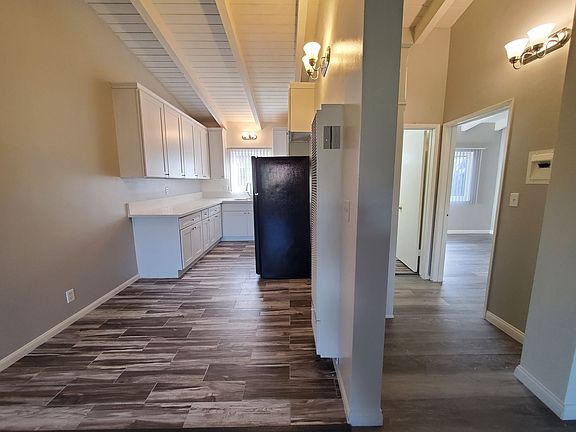 5th image of 1767 S Magnolia Ave #10