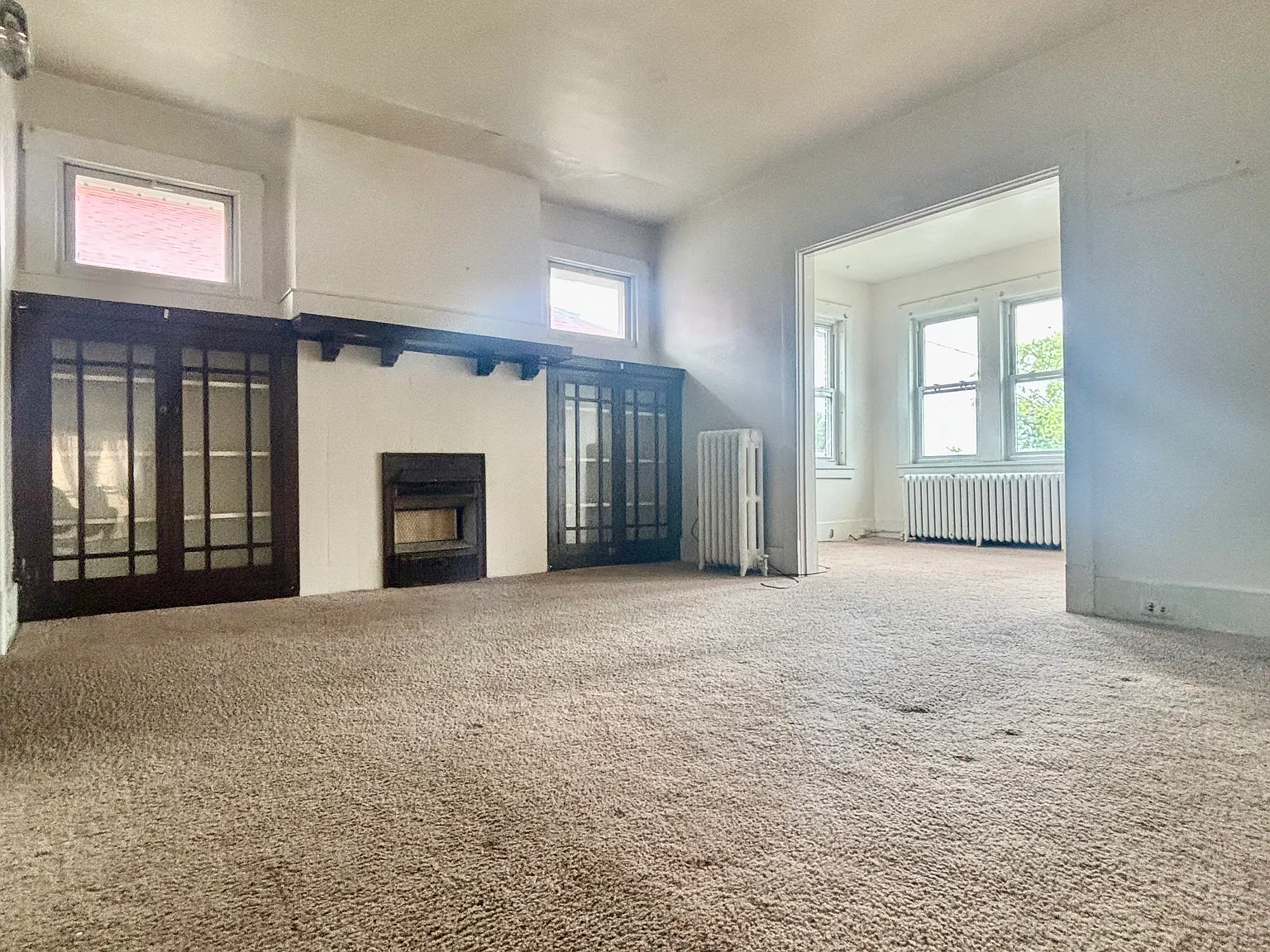 3 bed, $1,200 — Photo 3