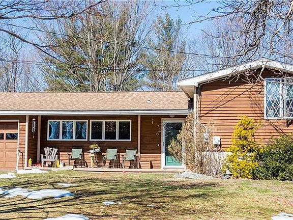 2nd image of 7 Lakeview Dr
