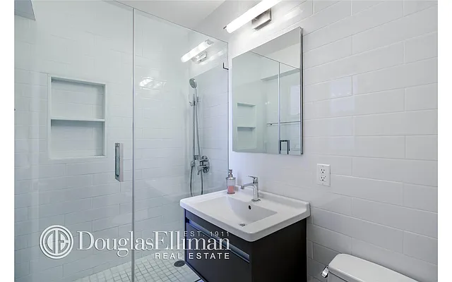 Sold by Douglas Elliman | media 19