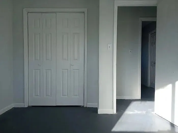 2 bed, 1.0 bath, $800 — Photo 3