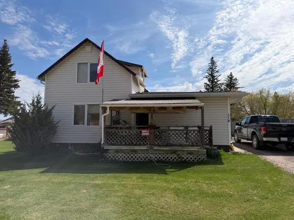 118 2nd St W, Saint Walburg, SK S0M 2T0