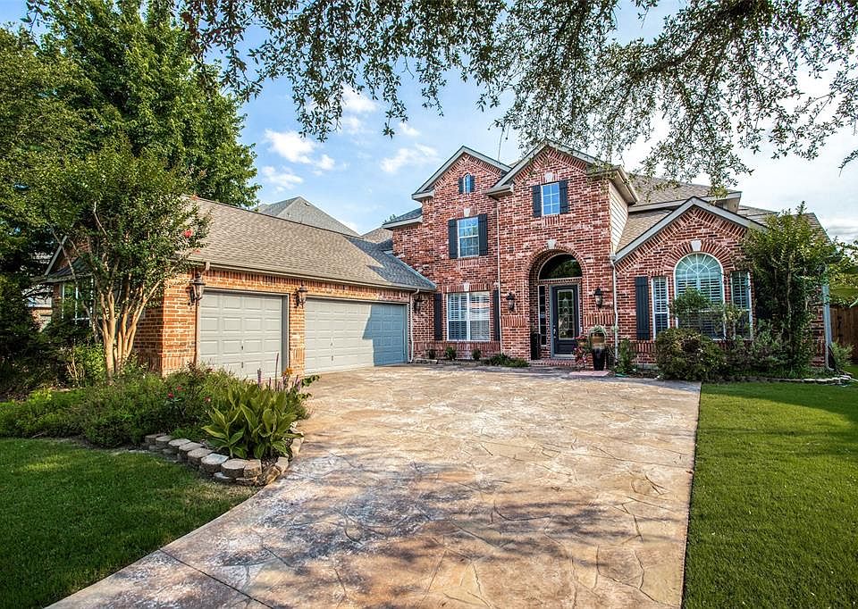 1st image of 4377 Shamrock Dr