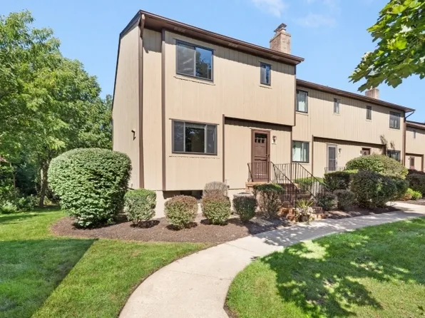 38 Park St BLDG 12 #H, Florham Park Boro, NJ 07932