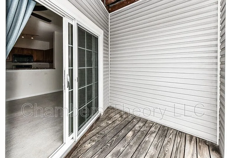 275 S Pickett St #302 — Photo 24