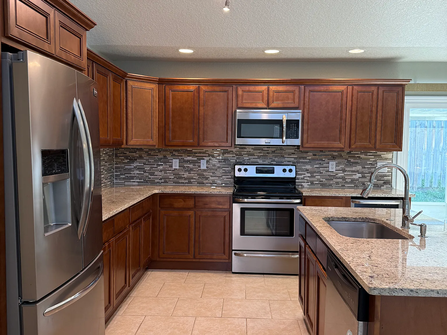 189 Ocean Breeze Cir — Photo 4