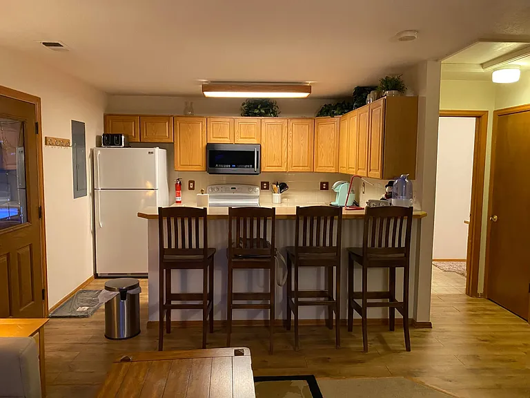 311 Village Point Dr — Photo 3